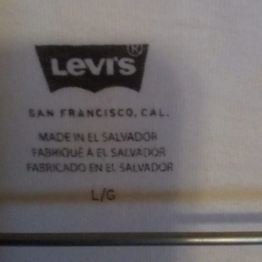 Levi's Tee Shirt size Large - Picture 4 of 4